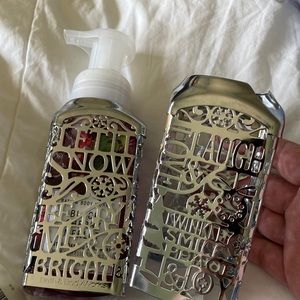 Bath & Body Works Two Christmas Holiday Let It Snow Gentle Foaming Soap Holders